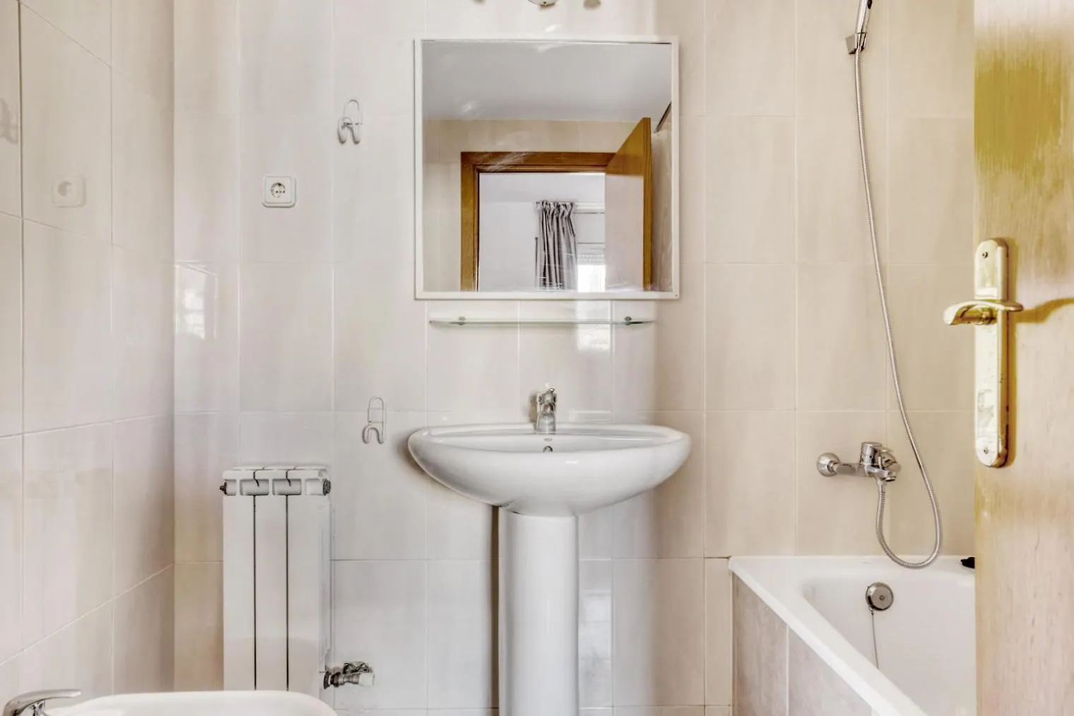 Blueground La Vila Olimpica D Poblenou Balcony Bcn-78 Barcelona Apartment